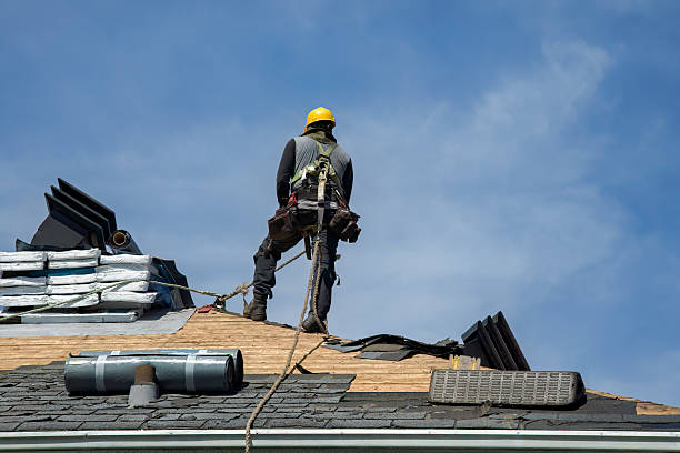 Professional Gutter Installation technician working in Richfield, MN